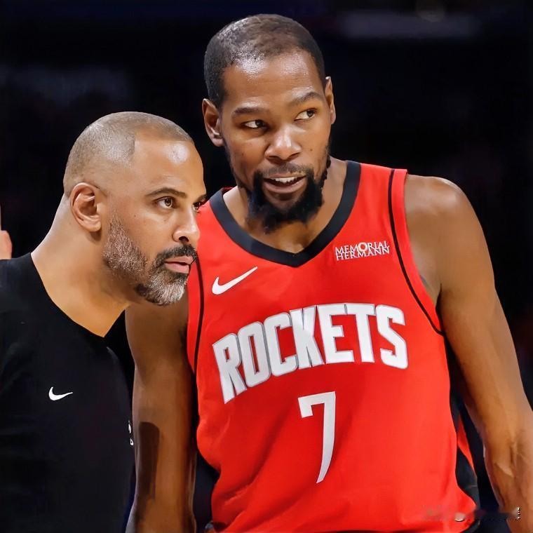 火箭遭遇盘外招！
这马上要去湖人打G5了，但对火箭不利的消息却满天飞！

1.美