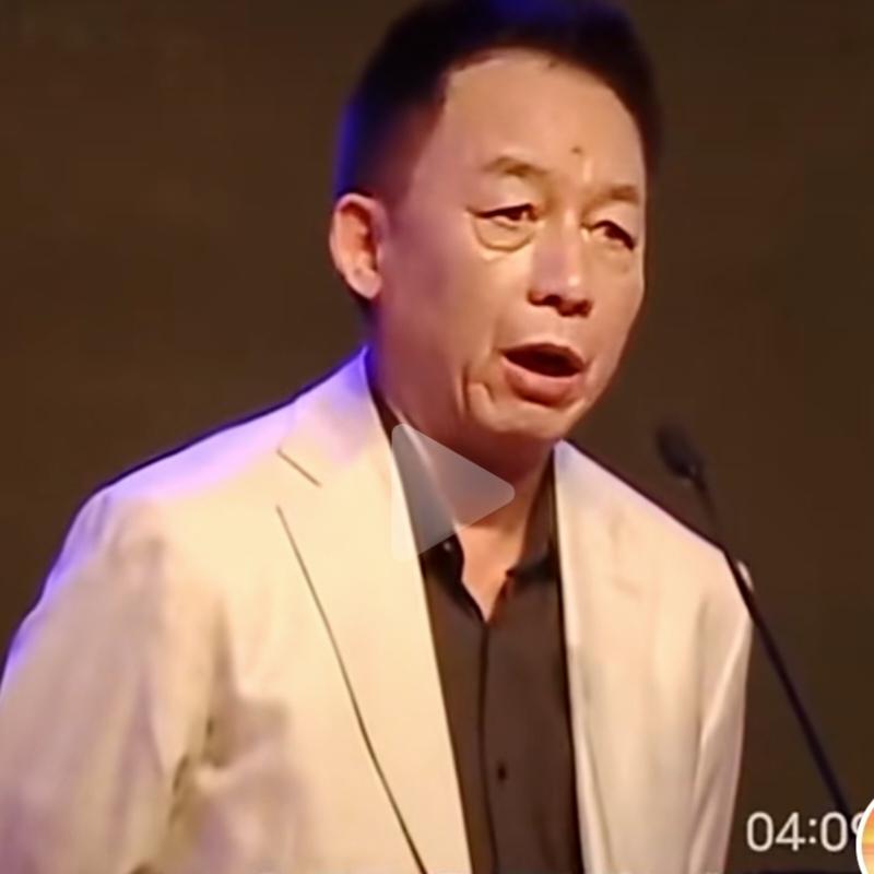 这篇文字语文基础很好，修辞方法运用得很严谨，但整体读下来感觉缺乏明确的中心思想。
