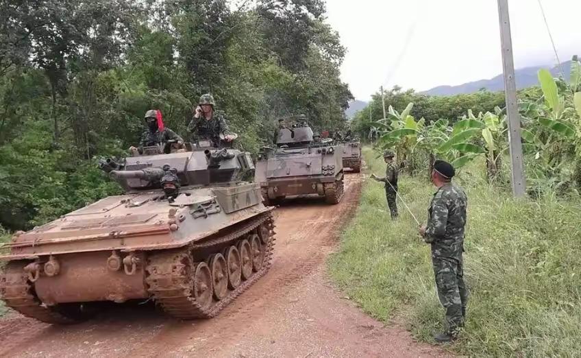 泰国军购遇阻，换引擎卡壳，中国潜艇解困。
泰国海军副司令翁德功12月9号到19号