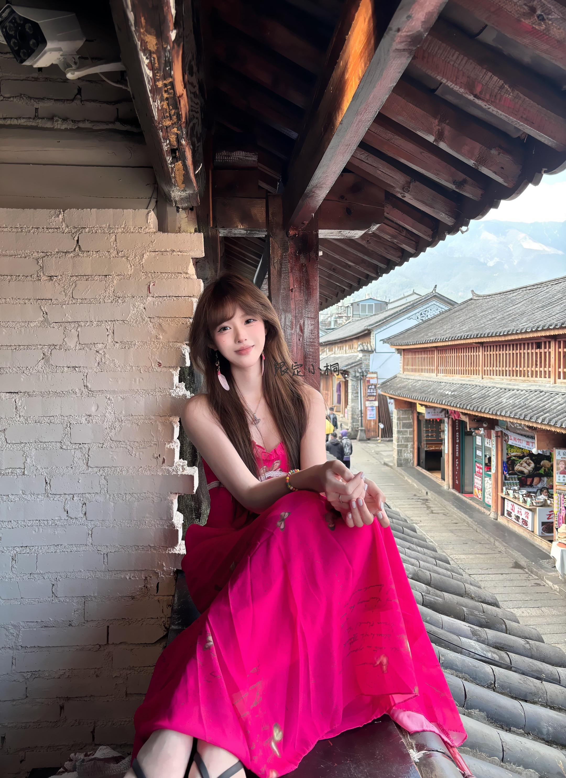 我的心里住着一个苍老的小孩。