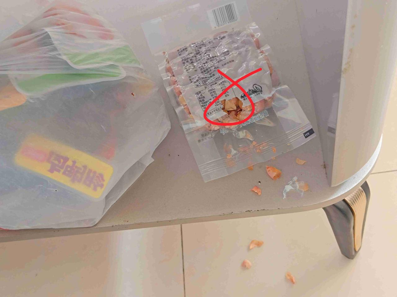 大事不妙！老王来过家里！
只啃眼前素、不偷身旁荤～想必是有信仰的，给ta点赞!