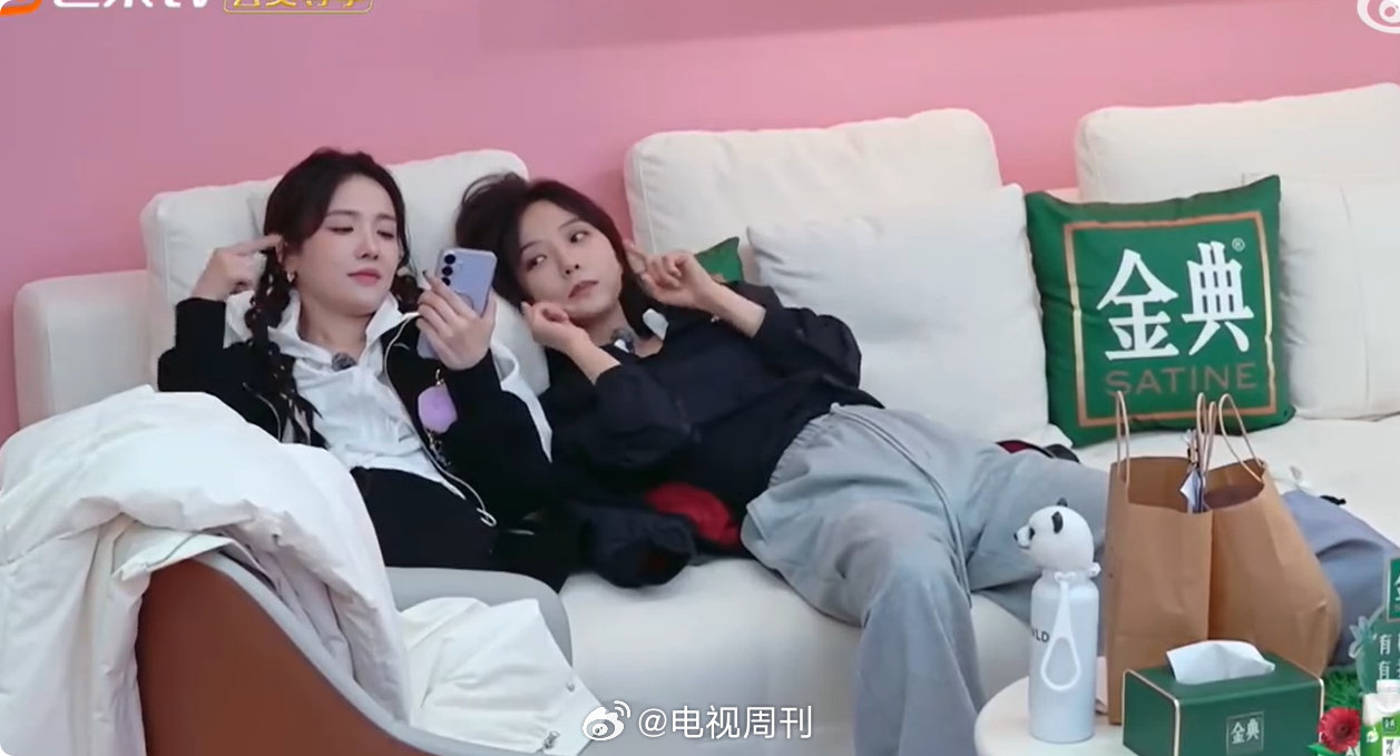 王珞丹燕子姐姐跳kisskissshyshy王珞丹燕子姐姐cha了kisskis