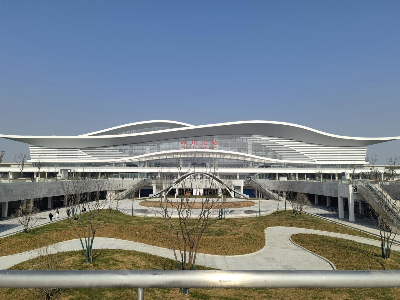 当汉川连续 5 年跻身全国县域经济百强的喜讯传来，这座城市沉浸在一片喜悦与自豪之