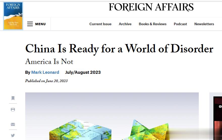 这篇文章主要说的是中国认为未来的国际社会是混乱无序的。而美国人还在想过去的冷战集