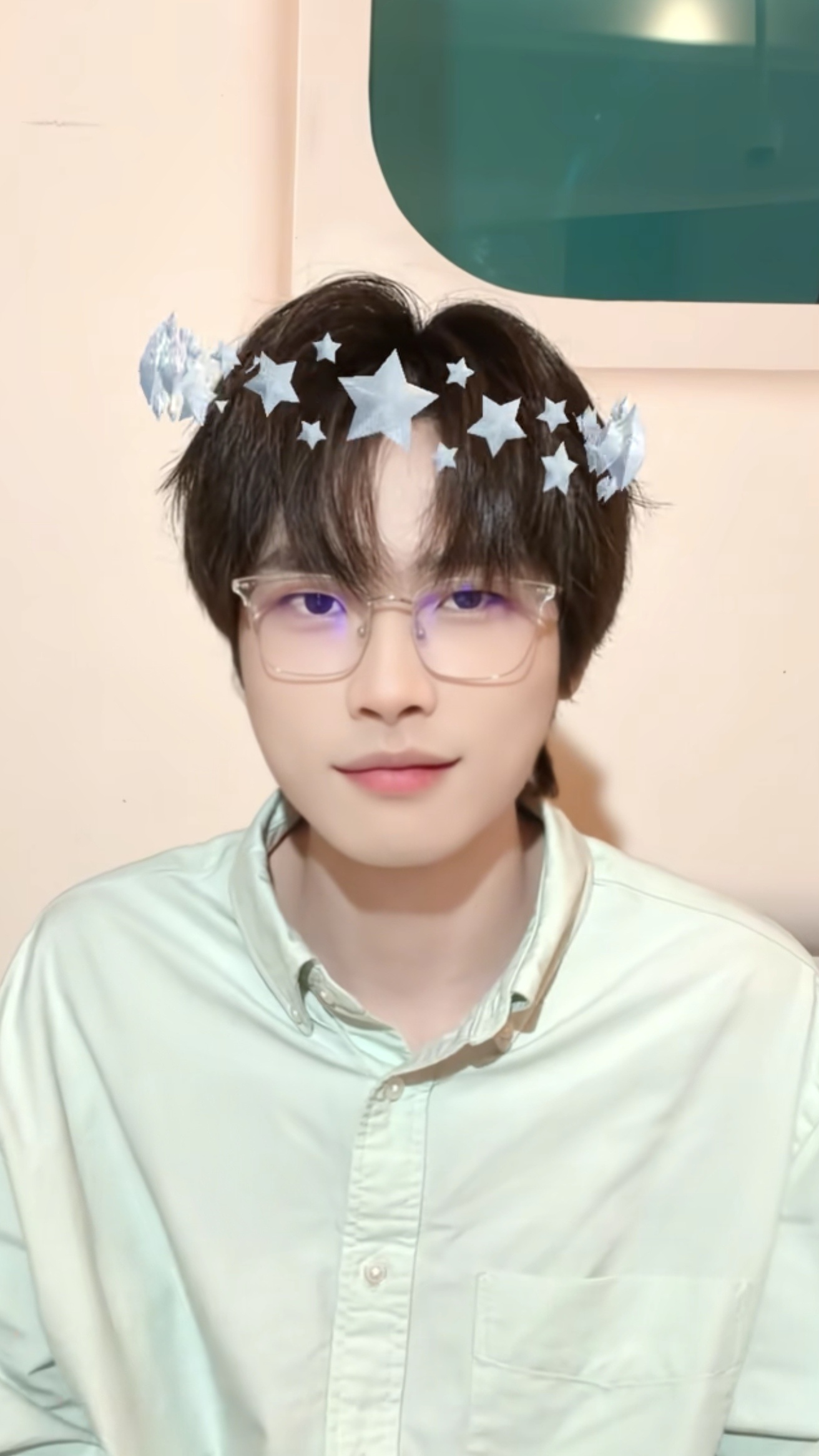 亲肿他的猫咪唇 ​​​
