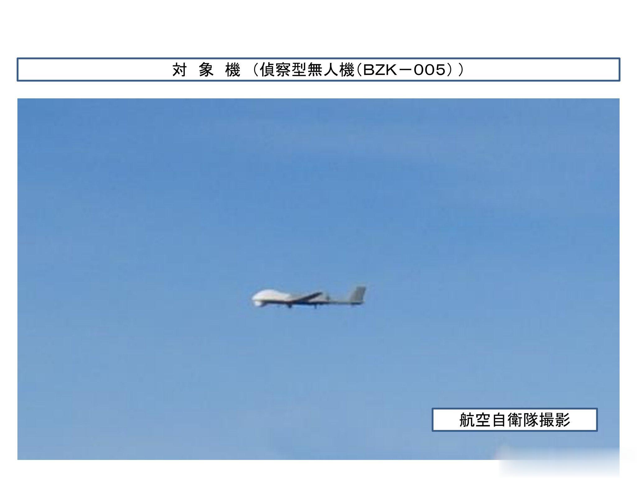 速报：空自也记录到人民解放军无人机南下并公布空对空照片，之前对岸先公布了航迹，相