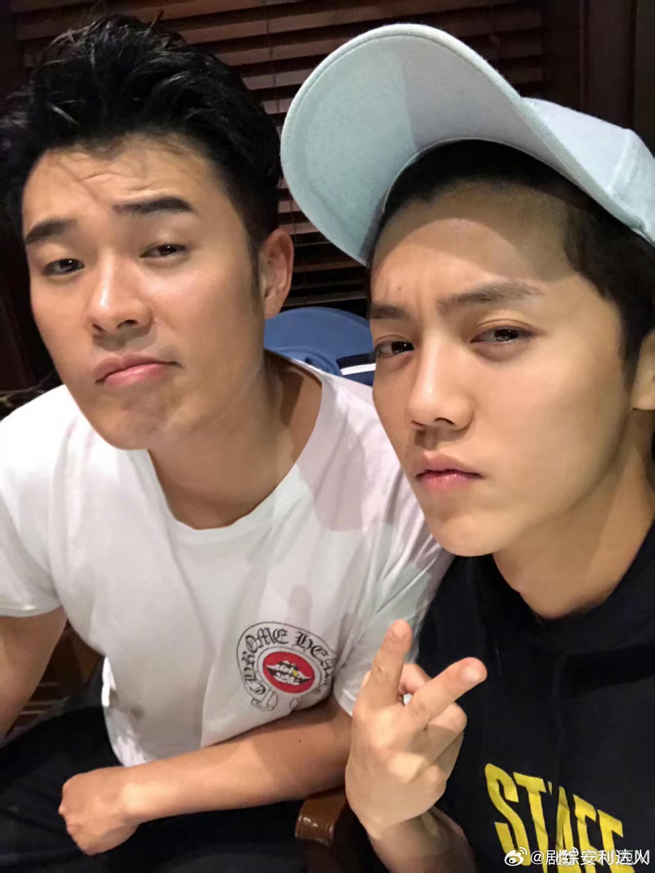 邓超说三个人录就够了邓超陈赫鹿晗录五哈就够了哈哈哈哈哈 不吹不黑，邓超的话很有梗