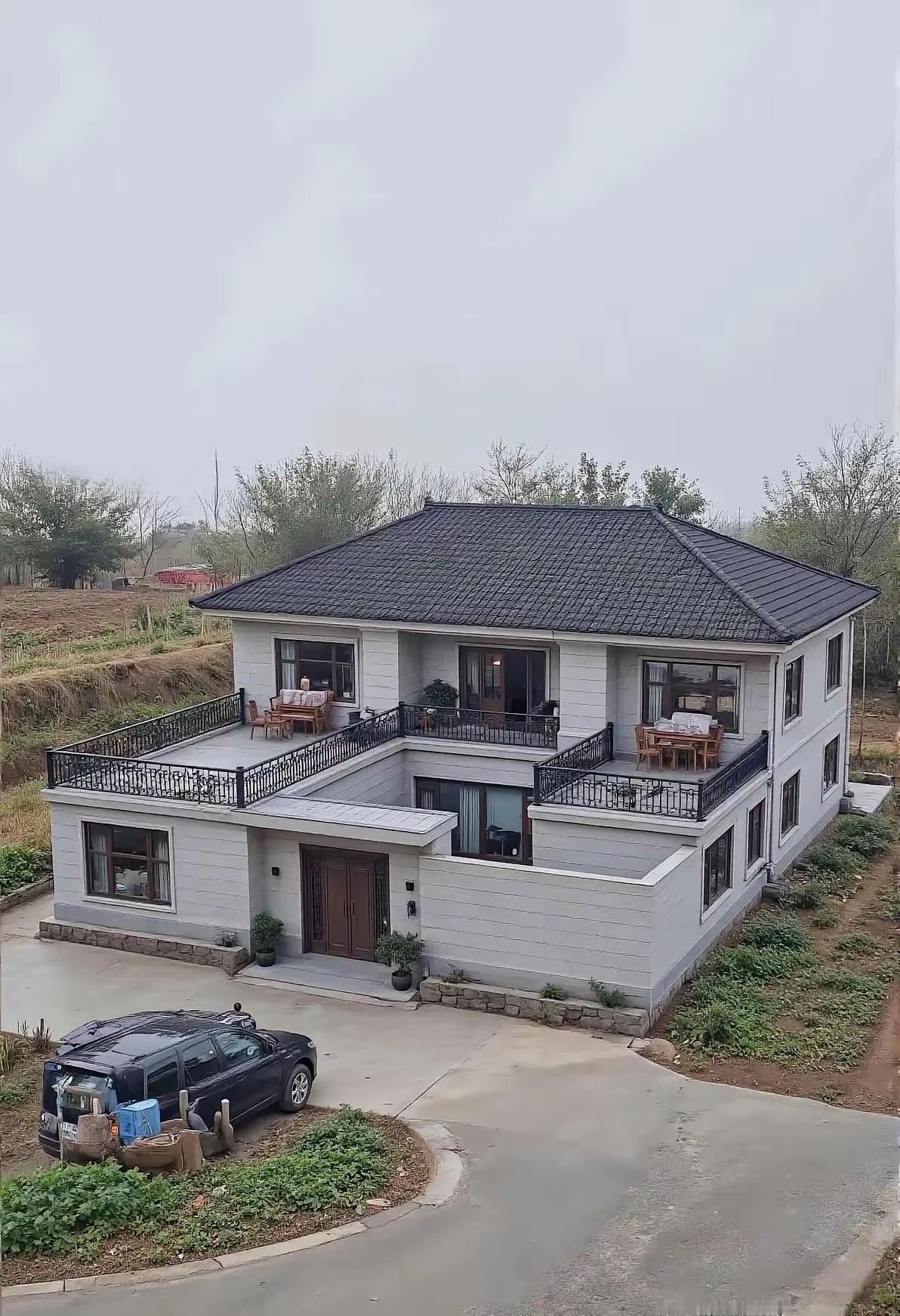 在农村盖一套这样的别墅，要不要20万