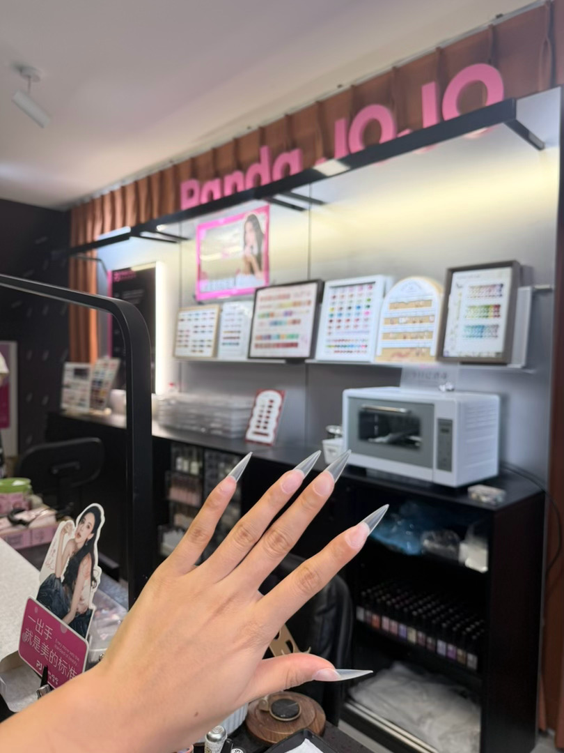 今日美甲时间💅避开人流做～机智不我的日常plog