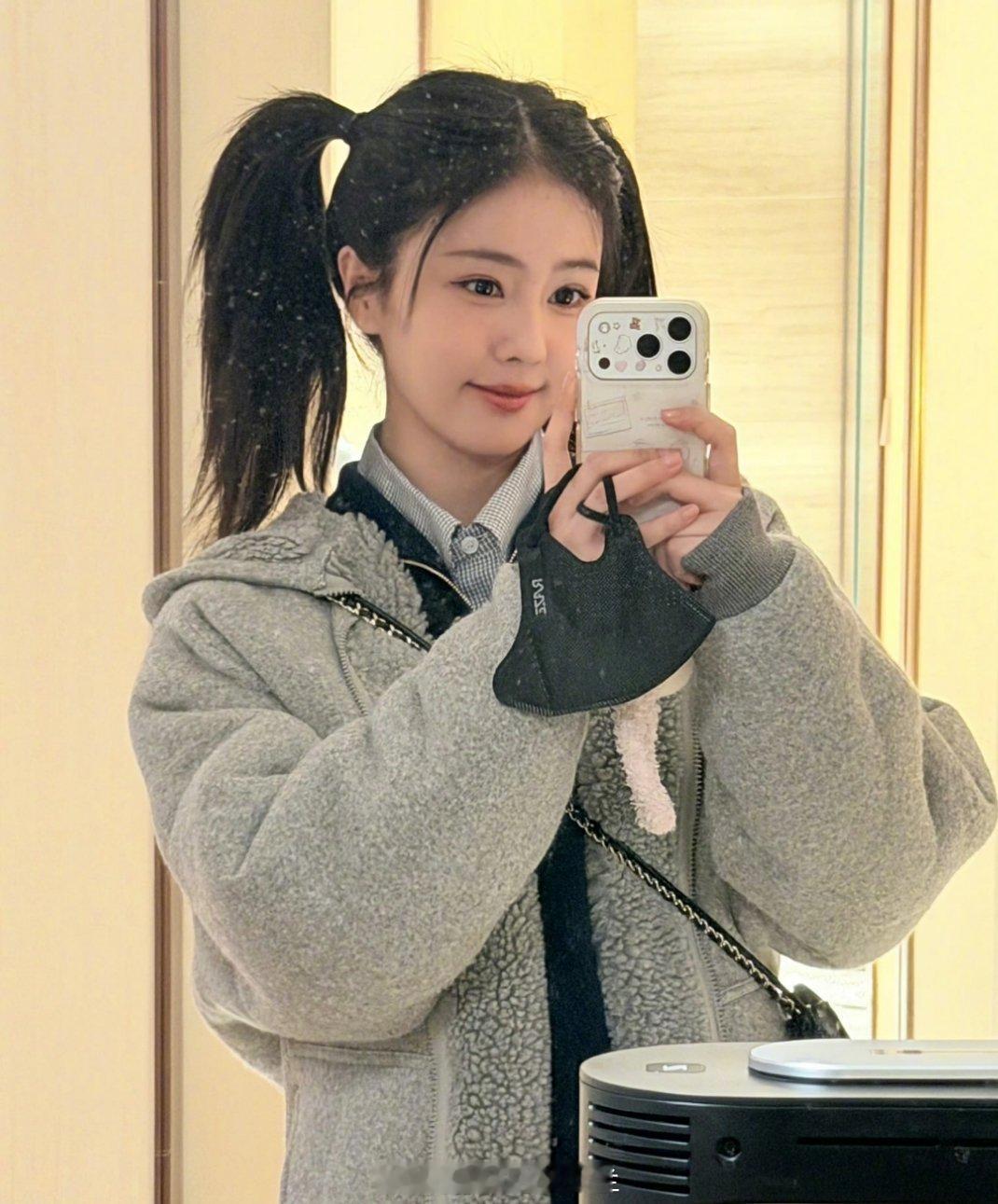 置顶的点赞影响我发红包的速度以后每天最少发两个铁粉红包，只多不少都从每条微博的首