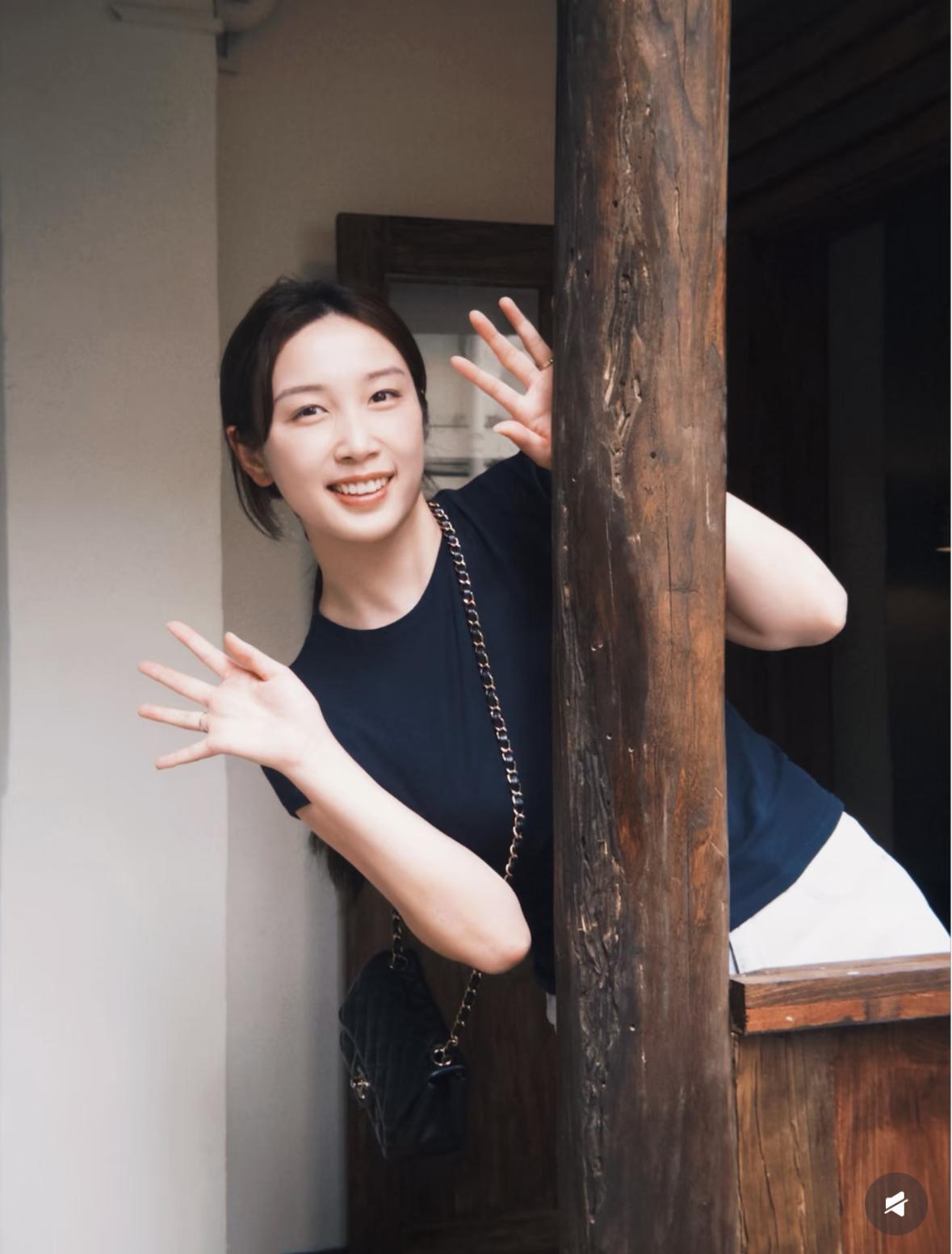 9月8日钱天一更新：捕捉一些肆无忌惮的快乐！
钱天一现在的生活状态真的太棒啦，