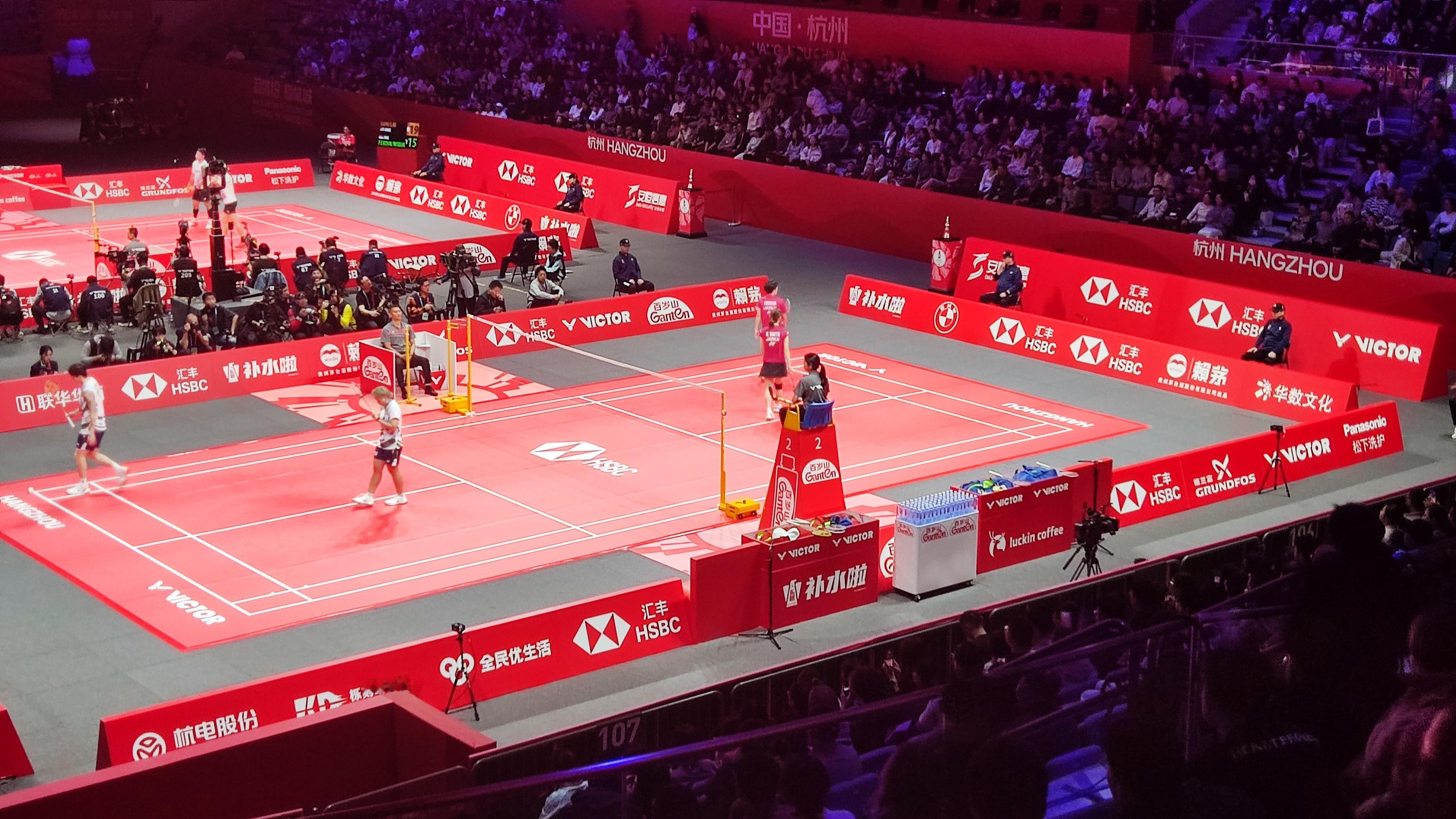 混双 B组 陈堂杰(3) 杜颐沩 21-17 21-18 绿川大辉 斋藤夏  2