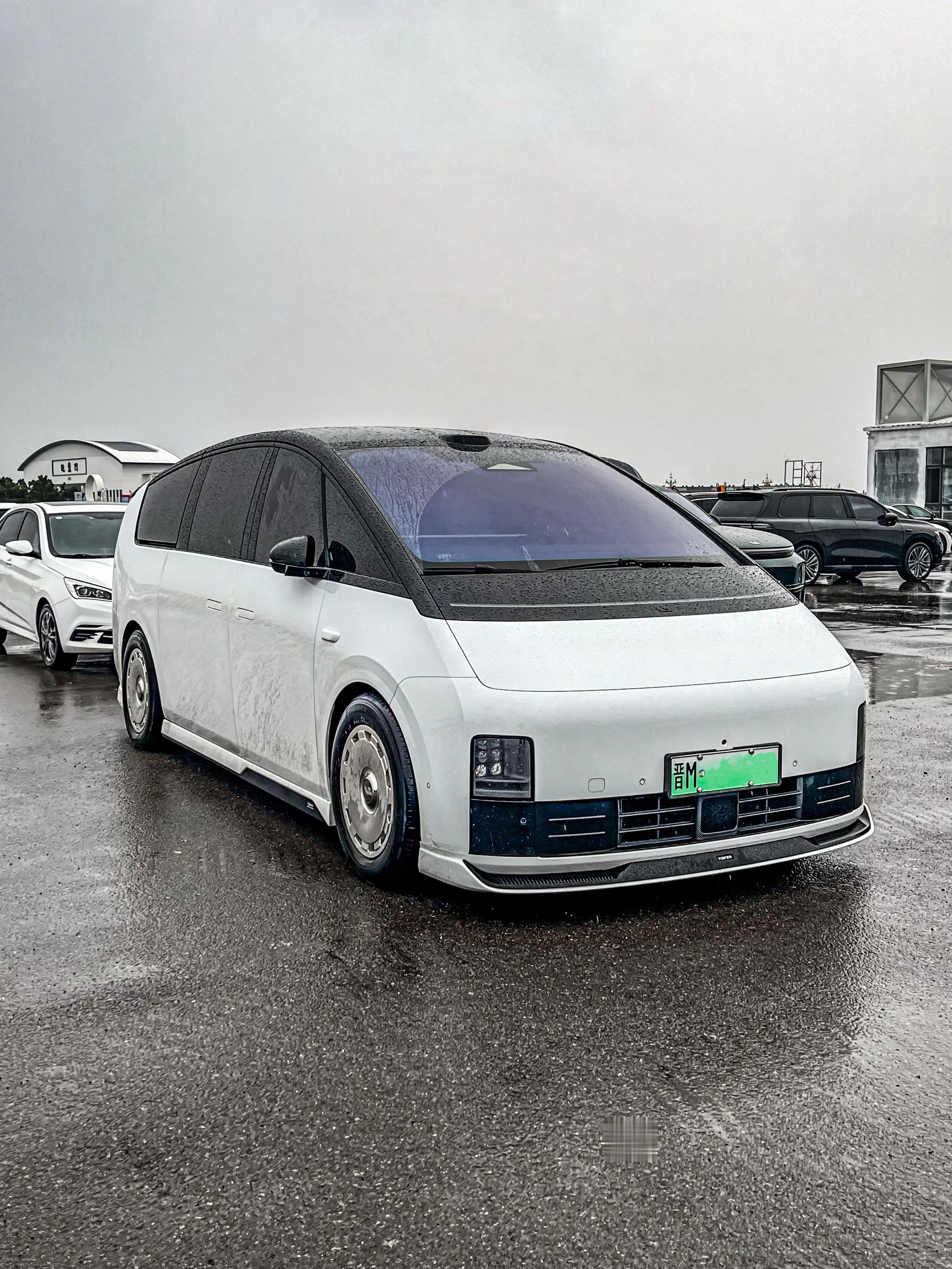 通往未来的汽车