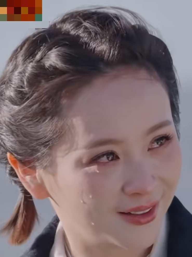 邓莎在节目中多次落泪，
最难过的不是她本人，
也不是她儿子大麟子，更不是她老公，