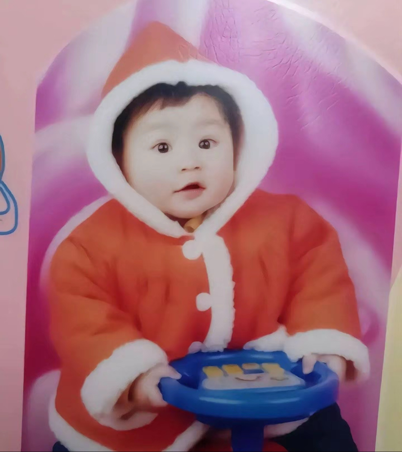 请这个小朋友健健康康的