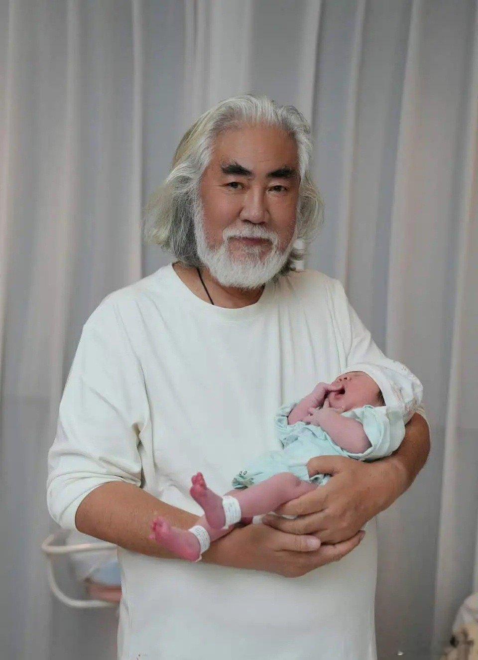 啊，73岁拥有四胎了[哆啦A梦害怕] ​​​