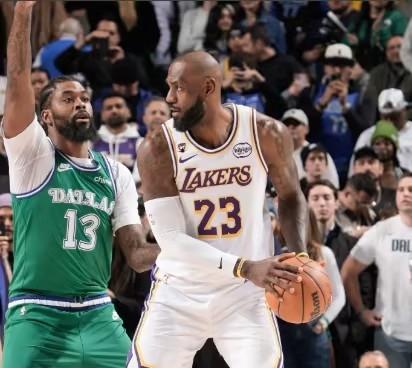 🔥41岁再演逆转神话！詹姆斯末节杀神附体🔥

湖人116-110力克独行侠，