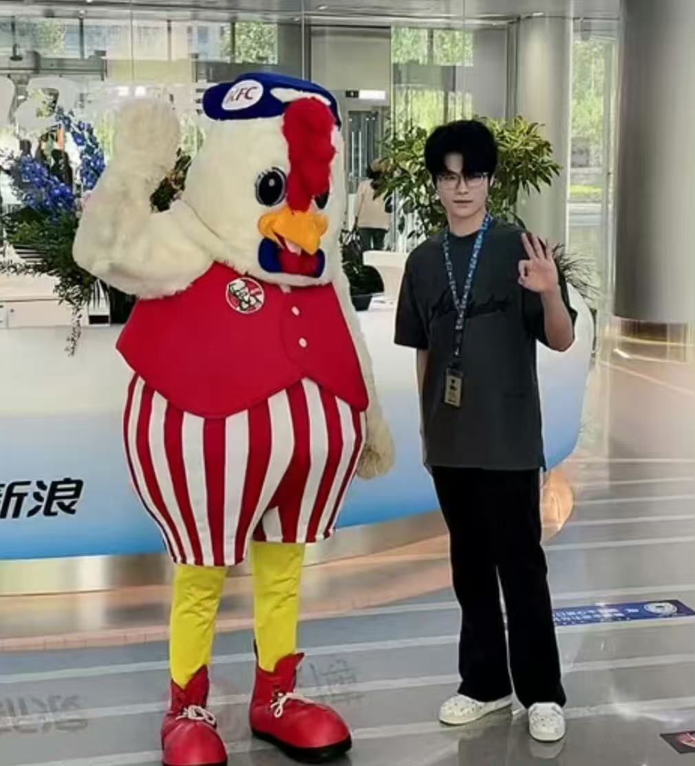 33微博扫楼这就是周一buff吗？那是相当ok呀 