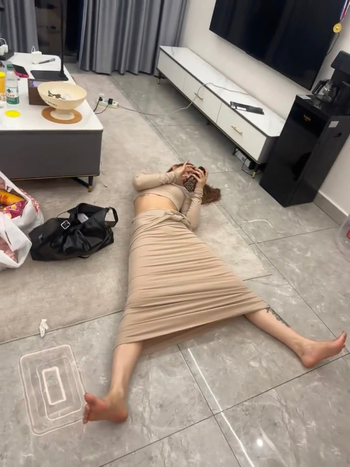 我那喝了两杯啤酒就这样的好闺蜜[无聊]  ​​​