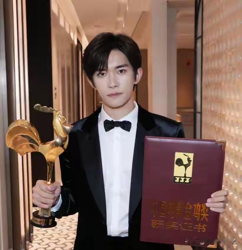 易烊千玺还是这么帅