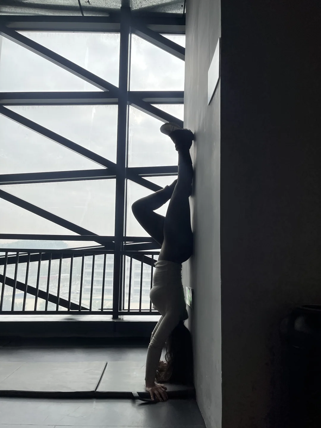 倒立 换一个角度看世界