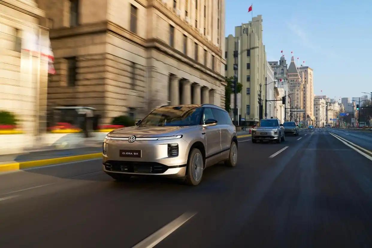 最近手气不咋地啊！

抽到这么小的红包🧧

话说活动广场又上来新🆕的汽车🚗