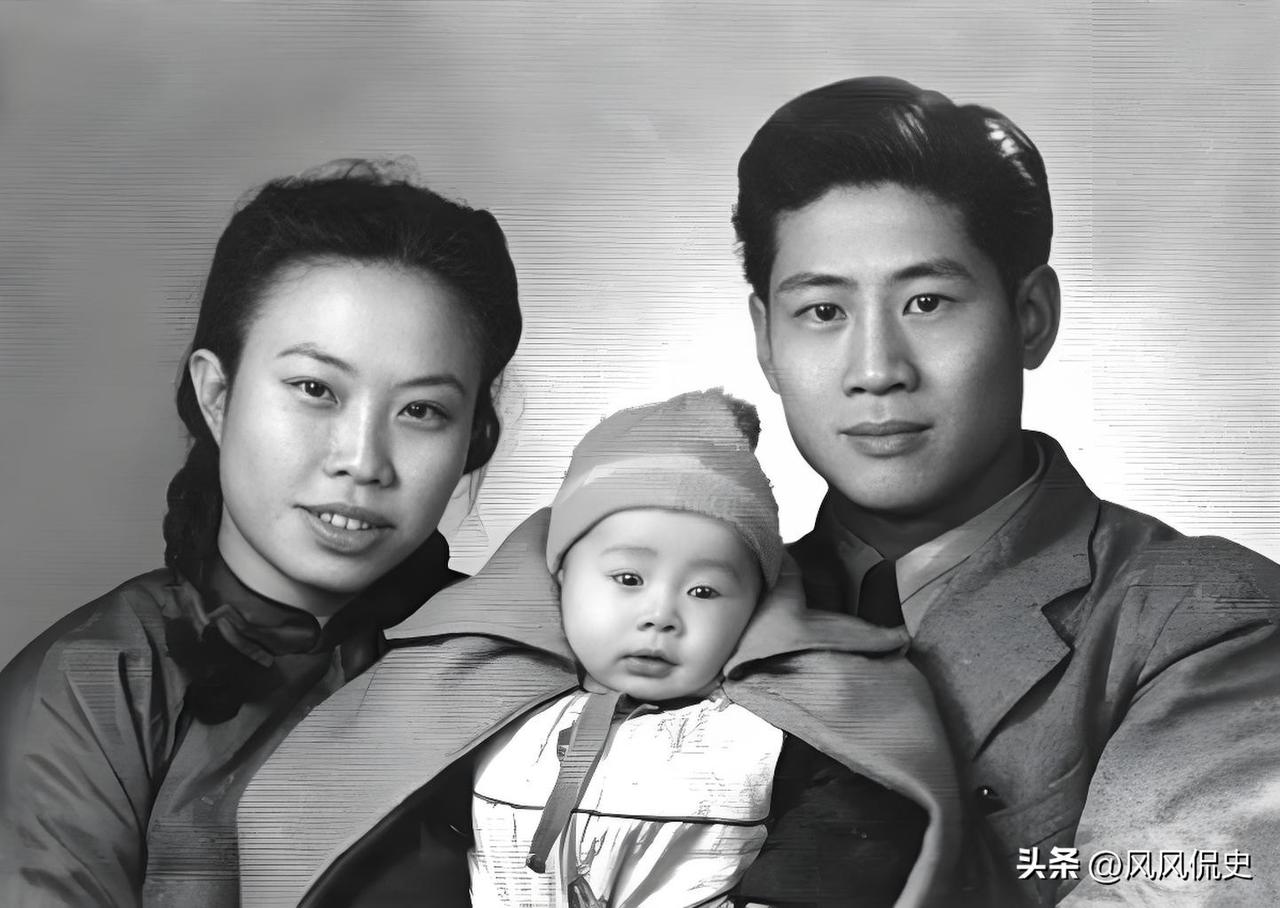 1950年，林正亨被押赴刑场，囚车正巧经过他家门前，他猛然站起大声喊：保珠，快出