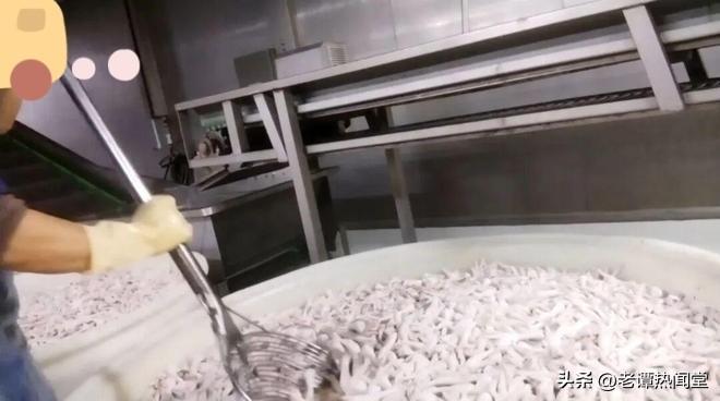 气死人！双氧水泡鸡爪！企业道歉想白嫖？老百姓的健康可不是闹着玩的！
 
家人们，