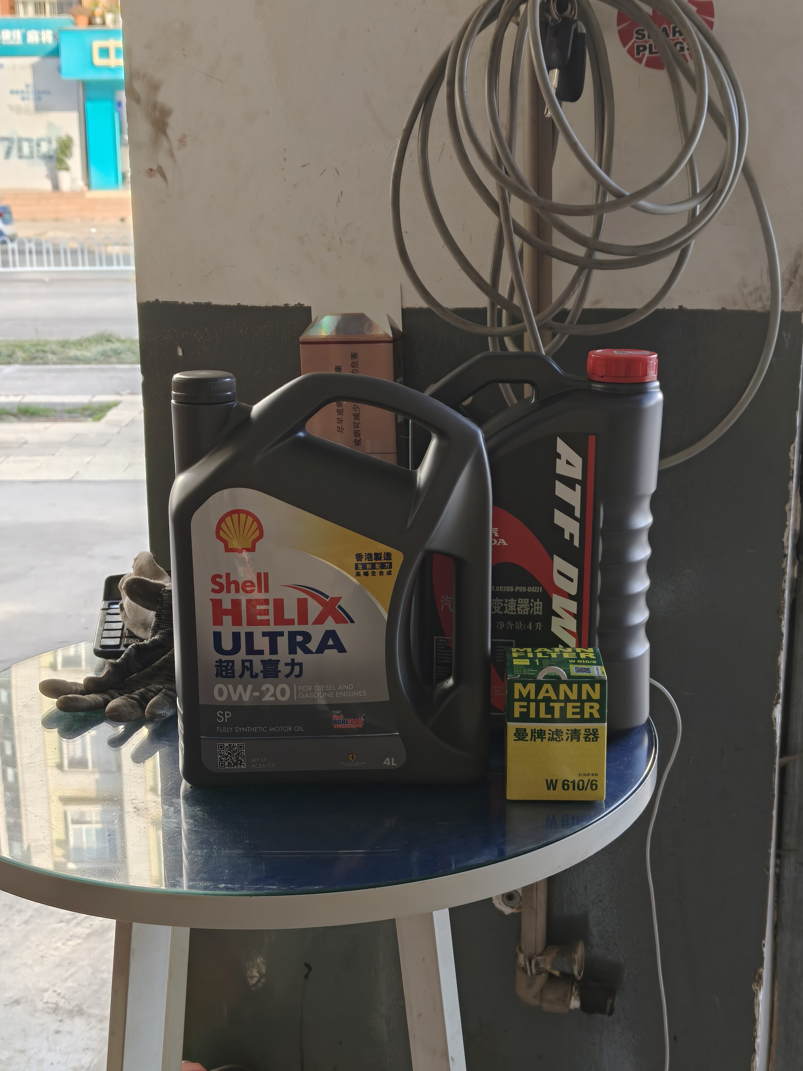 保养，更换机油➕变速箱油，然后出来拍两张，一个字———雅