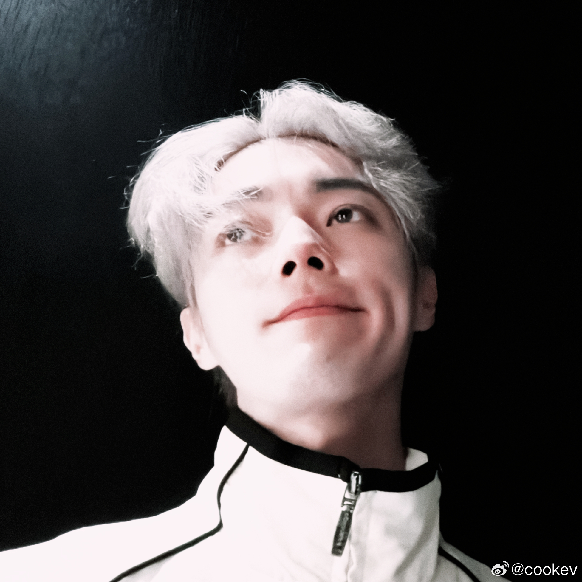 开学开得我很想死 