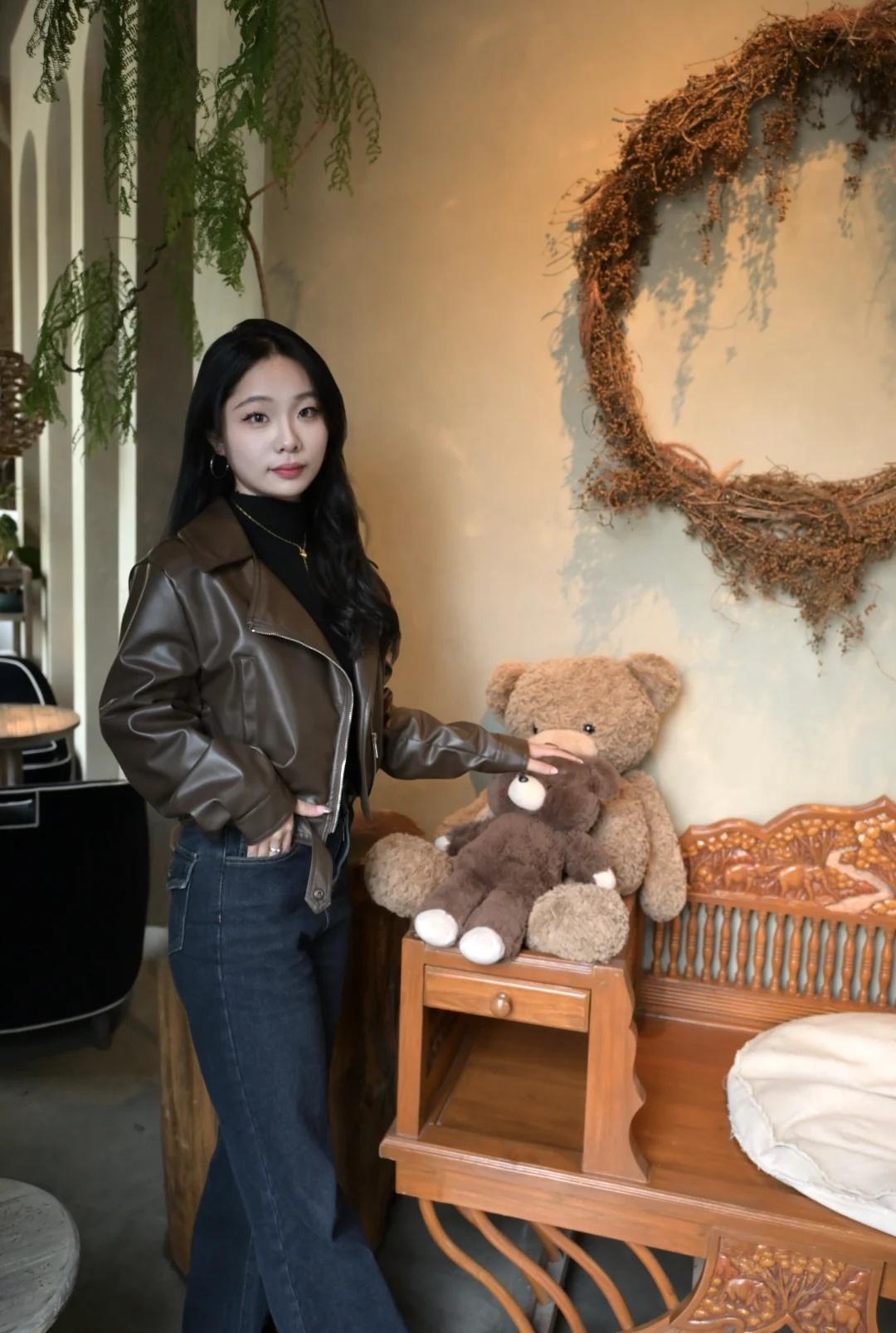 咖啡馆📷
杭州约拍 杭州同城 杭州探店 探店穿搭