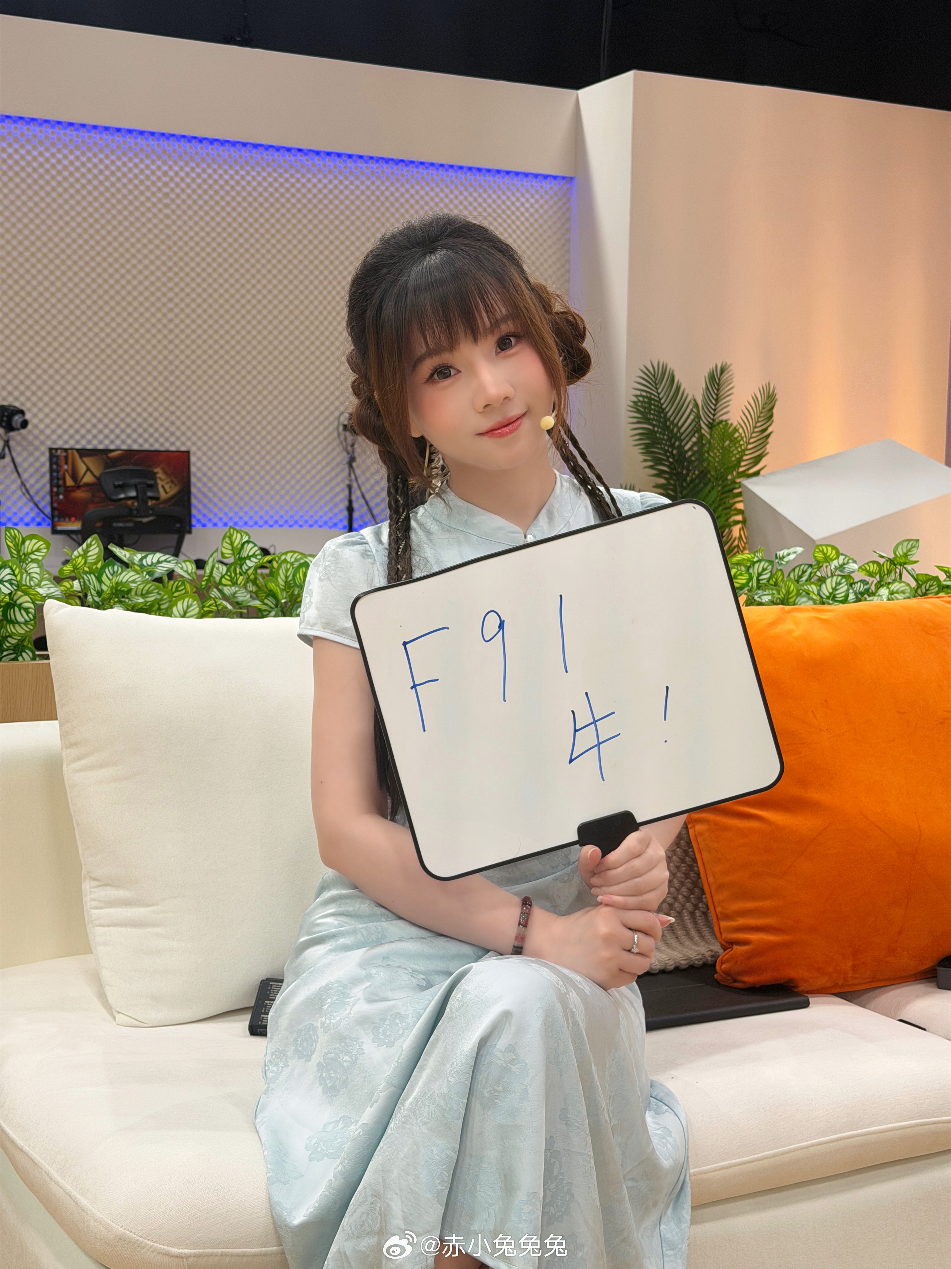 今日EWC Fun派对嘉宾：Emo 苏科大 孙哥 潘子 Hunter