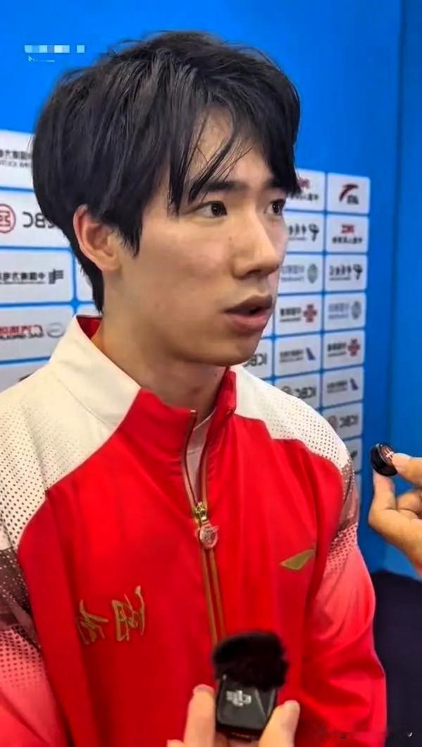 全运会是全国最高水平的综合性运动会，每届运动员们都付出艰辛的努力，拼尽全力，争夺