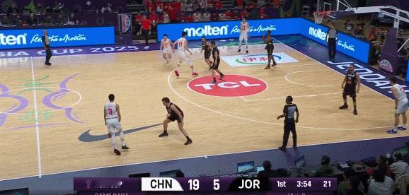 程帅澎真是帅呆了！

今晚男篮亚洲杯小组赛，中国男篮90-68战胜了约旦男篮，拿
