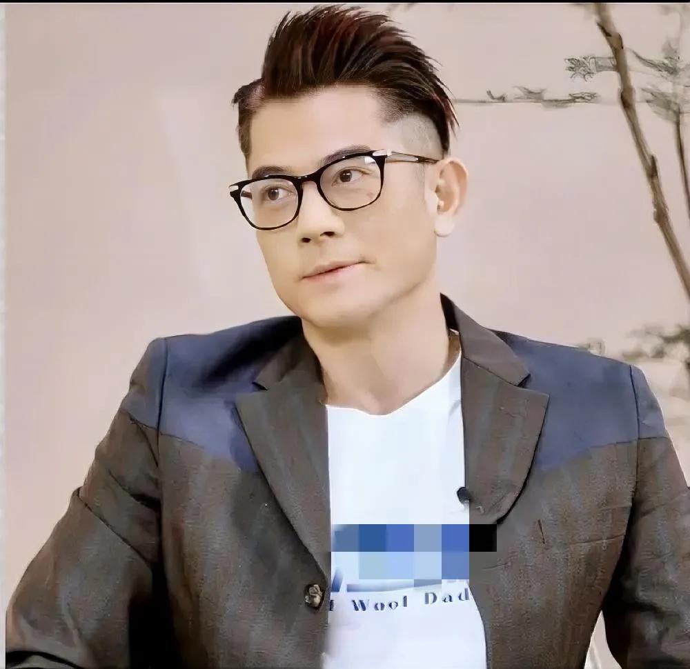 这么嚣张的头发，
我感觉老郭比谢霆锋还要叛逆啊[捂脸][捂脸]