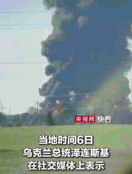 6月6日，乌克兰无人机打击了圣彼得堡地区海军军火库和另外一个军事基地。
不还我地
