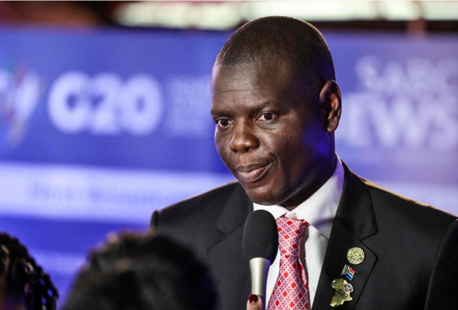 霸权施压遭硬刚！南非拒改政策，硬怼美国G20除名威胁
 
“强权压境不屈膝，自主