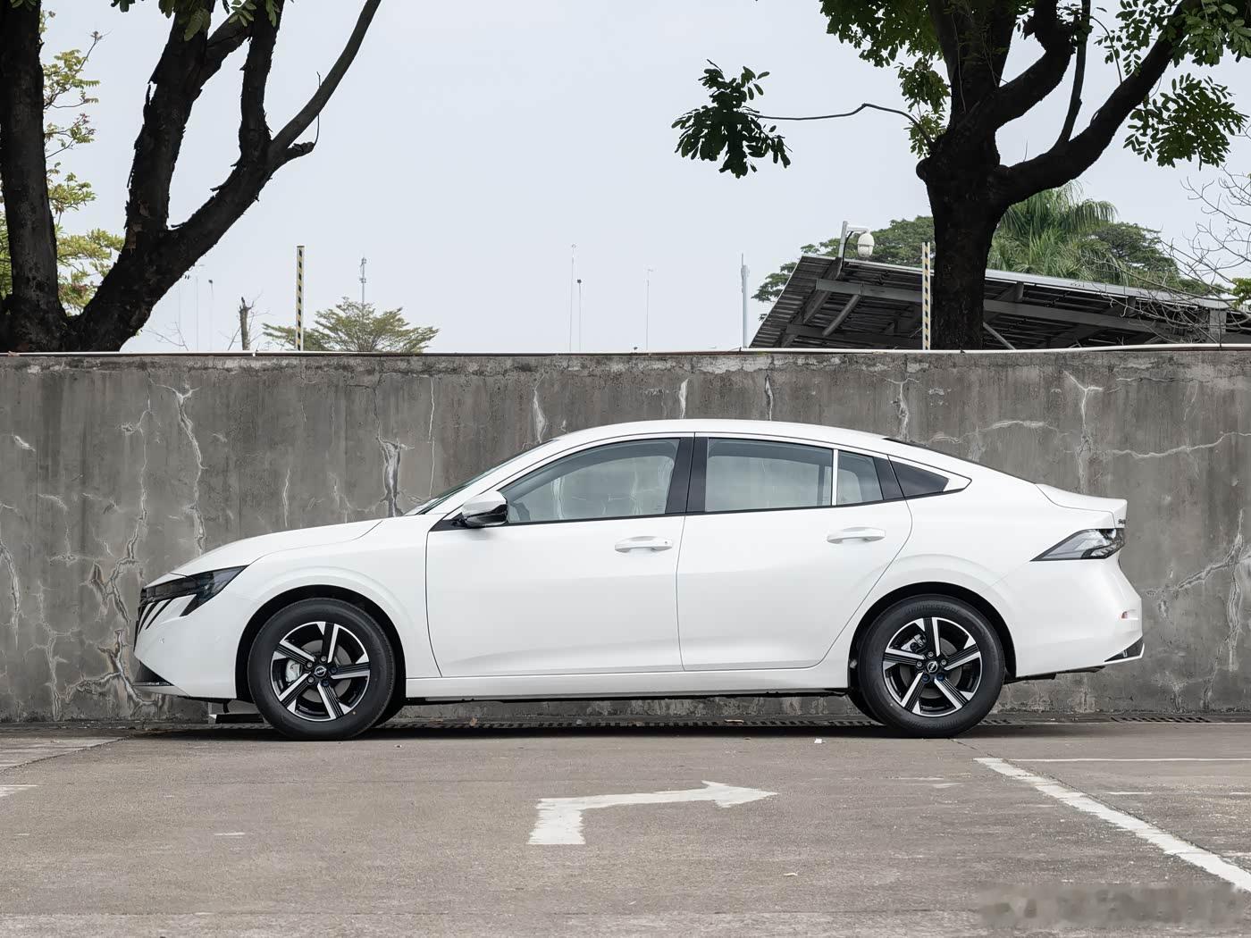 数据显示，在2025年，东风日产轩逸凭借32万辆的销量成功拿下燃油车销冠。近日，