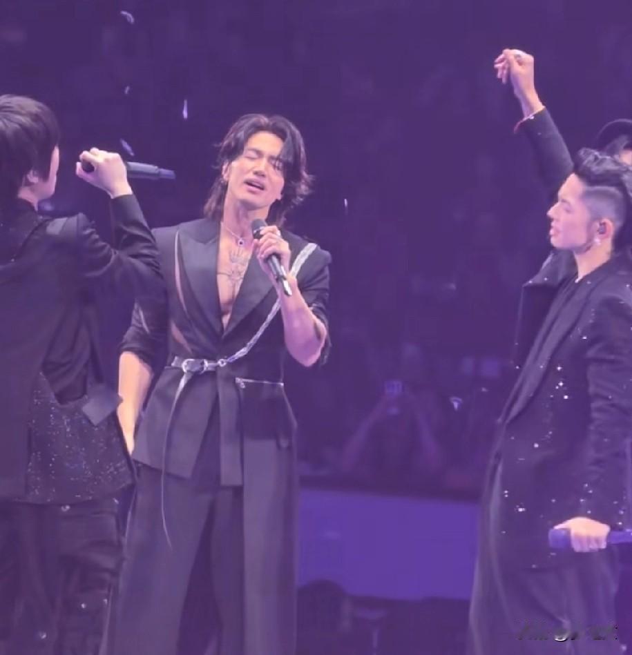 道明寺你不可以忘记我，看过流星雨这部电视剧的估计都快四十岁了吧，那时候的青春再也