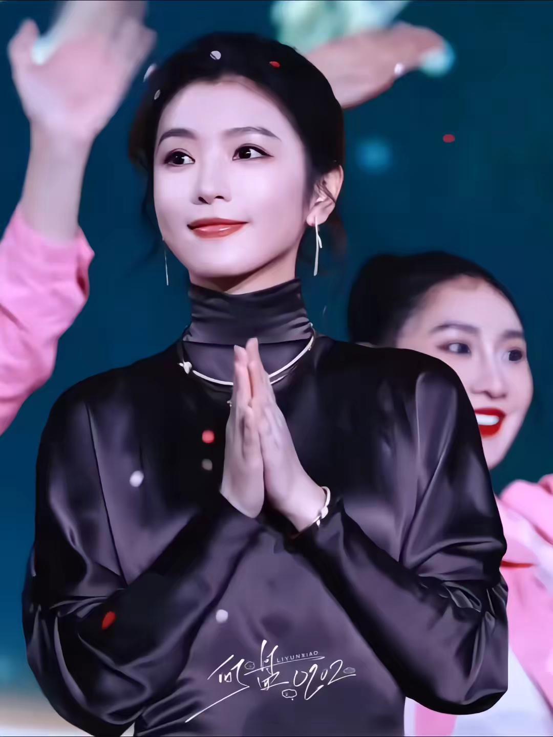  惊鸿一面，执念多年。李云霄获百花奖最佳女配角提名 百花奖提名者表彰大会 女神