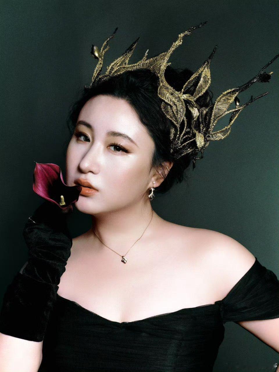 这是我认识的锤娜丽莎吗锤娜丽莎美成啥了美成啥了 