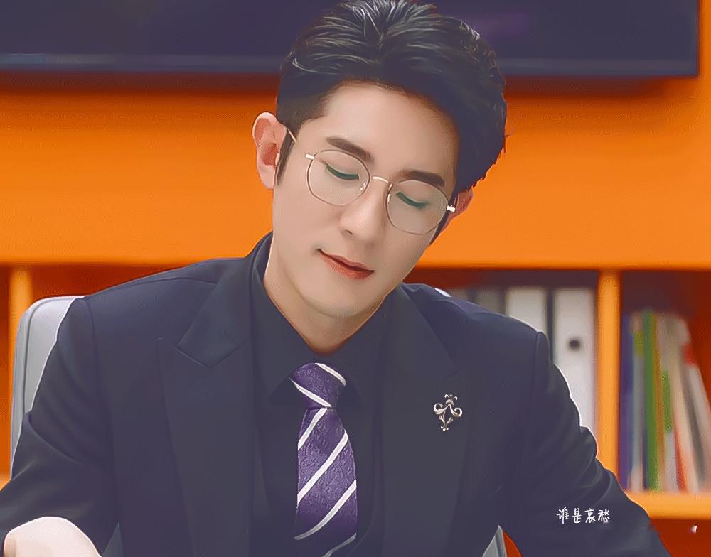 季肖冰我觉得这样的资本大鳄更有魅力