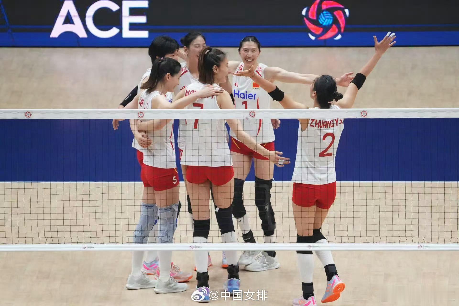 2026女排亚锦赛 决赛，中国女排vs泰国女排，25-23再下一城[比耶]大比分