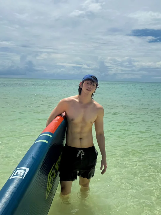 桨板少年🏄🏻‍♂️