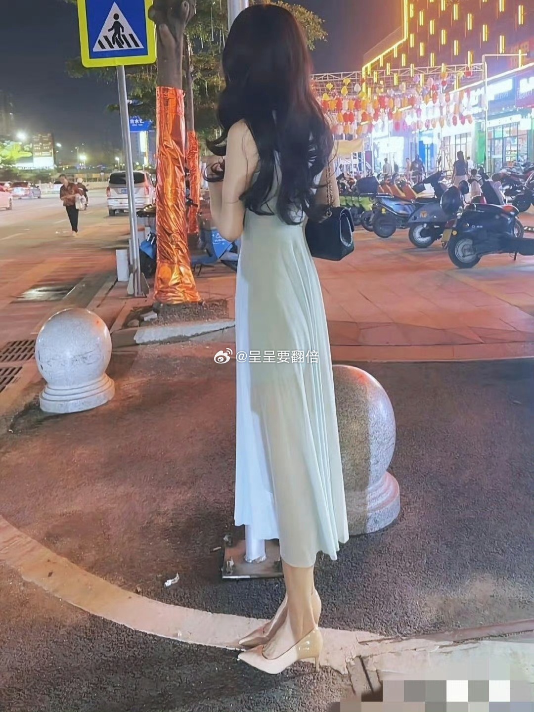 6月28日周日，热门人气股梳理：中京电子：突破箱体，谨慎看高彤程新材：光刻国产，