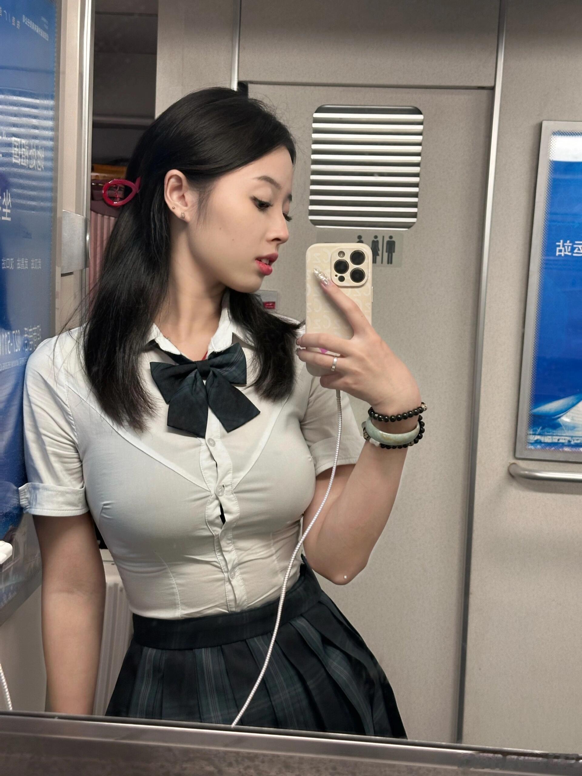 我看看还有谁不喜欢jk ​​​
