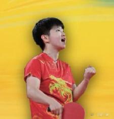 孙颖莎 孙颖莎作为唯一现役入选五年级《体育与健康》教科书，与几代国乒名将同登课本