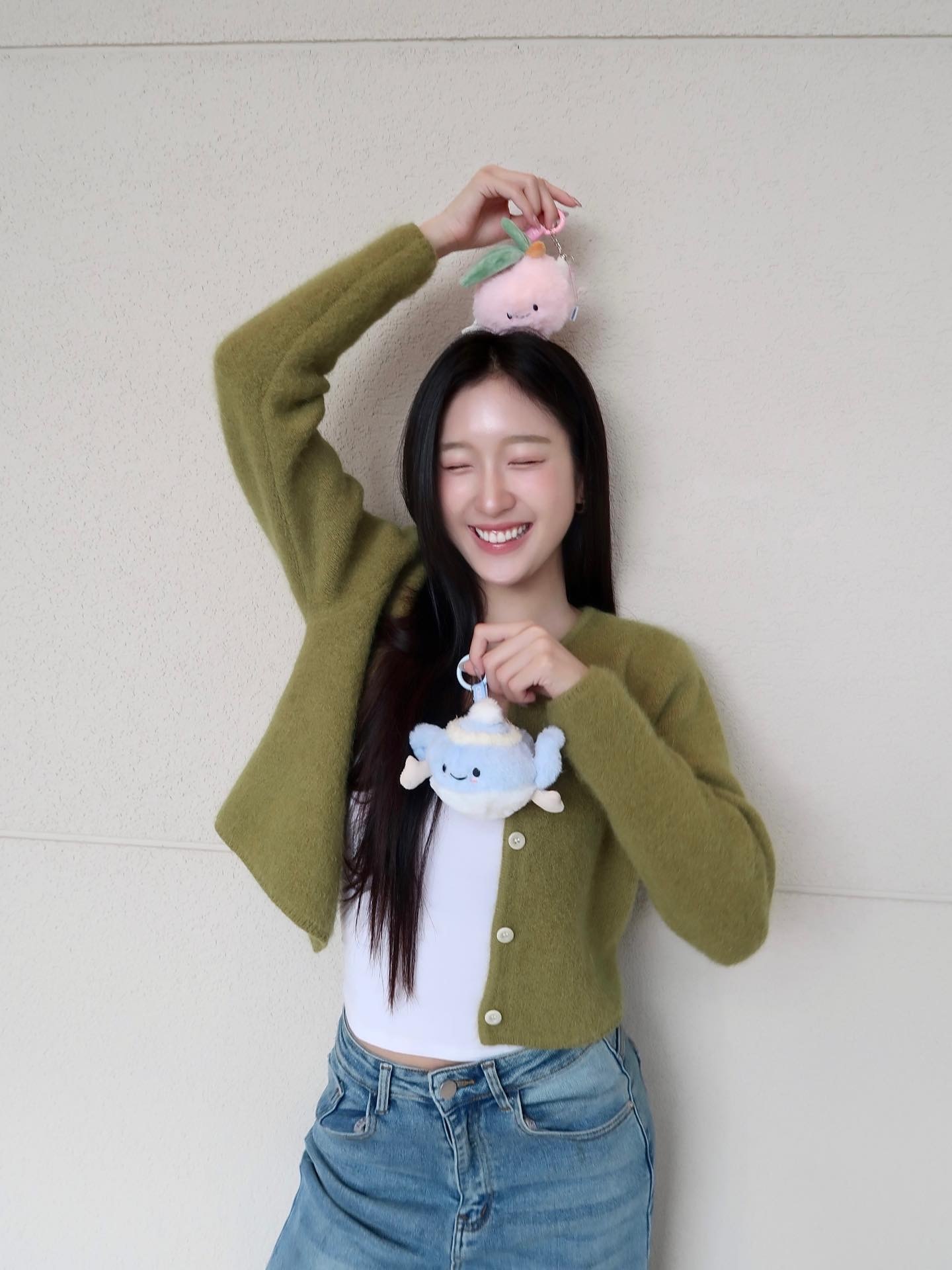 FayeAtom_TH  🌻🍑fayeatom 桃更新ig 还是霸王茶姬推广