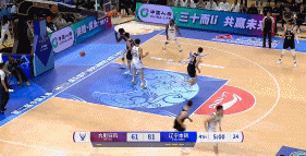 脚法不错！辽宁男篮在今天下午进行的CBA俱乐部杯小组赛中90-79击败NBL特约