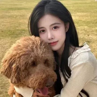 与我的狗狗一起享受阳光的美好时光！🌞🐾 治愈系宠物狗 萌狗自拍 带狗狗出去玩